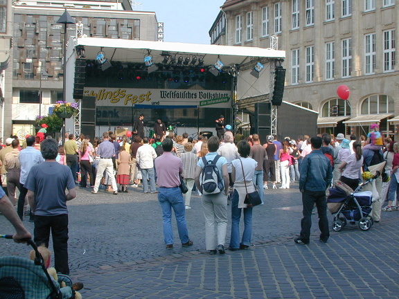 B  hne bei Tag