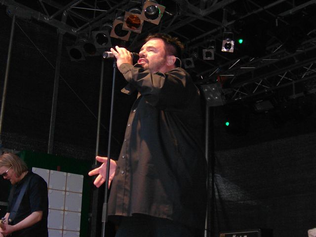 av 006